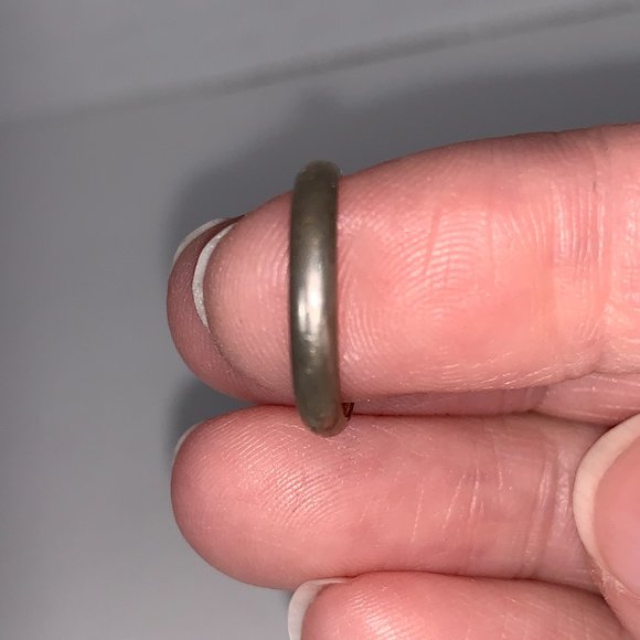 3 1/4 2.5mm Sterling Silver Plain Band Ring - Picture 9 of 9